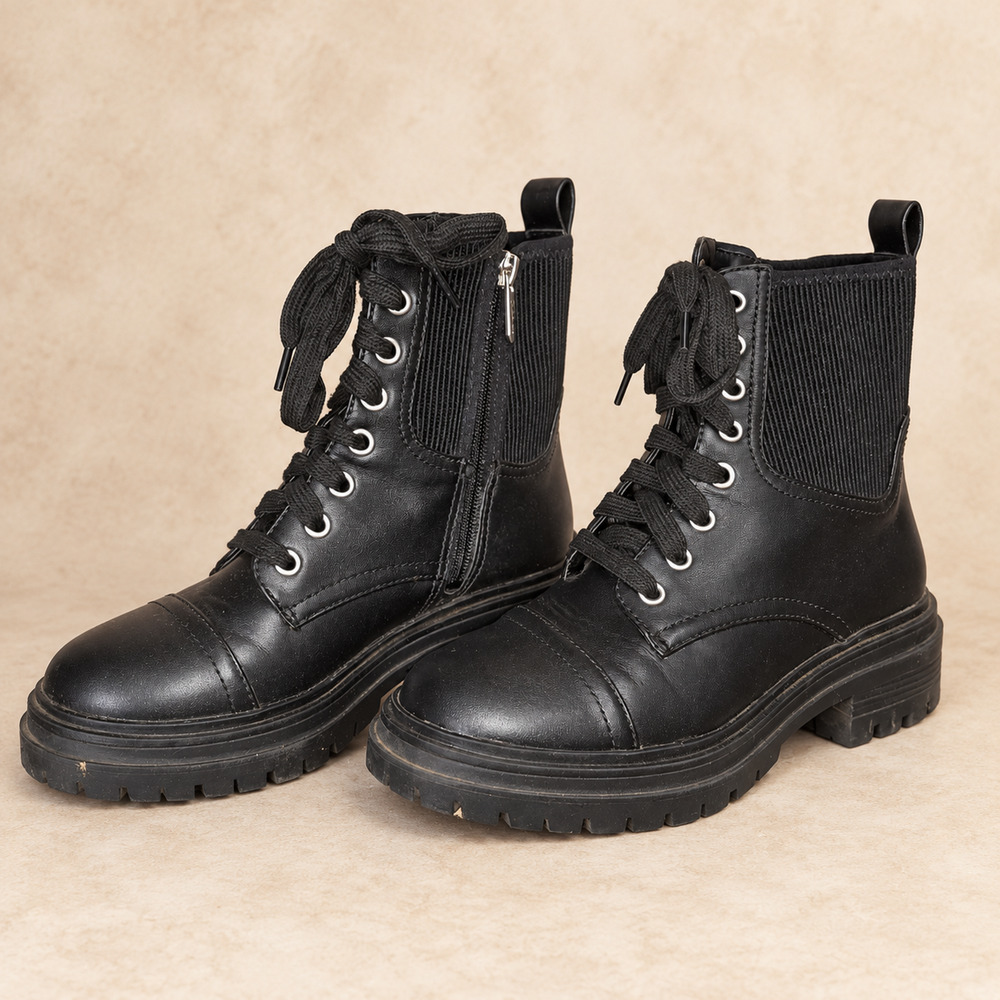 Circus by Sam Edelman Womens 6 Black Lace Up Combat Boots Side Zip Lug Sole
